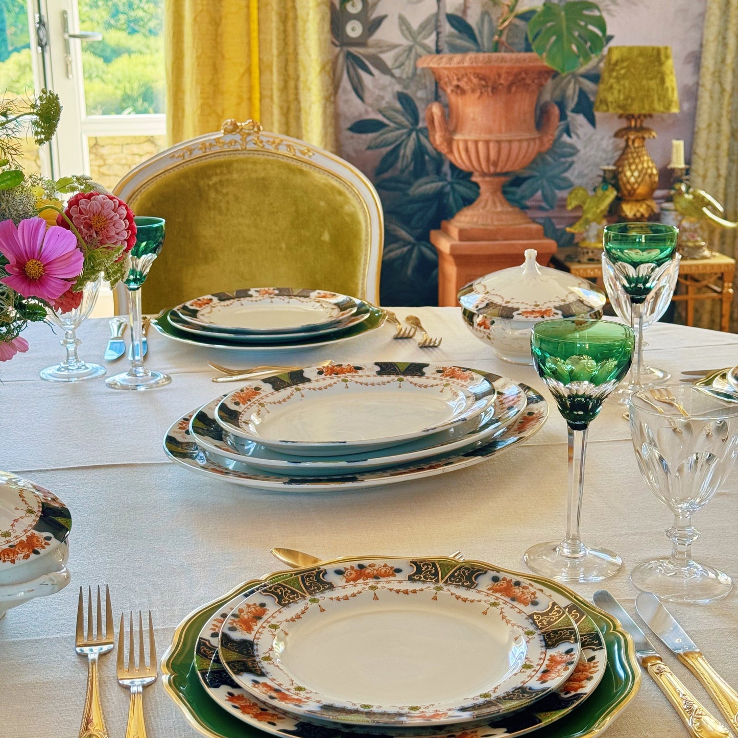 Assembled English Dinner Service for Four