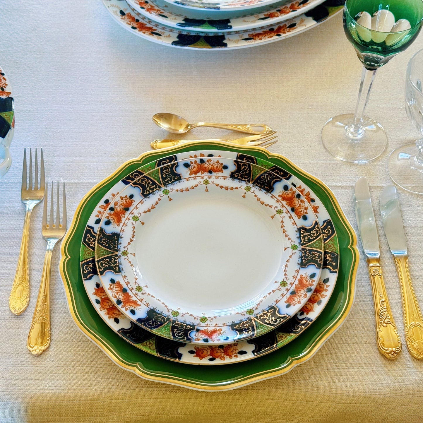 Assembled English Dinner Service for Four